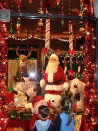 Christmas Display Christmas Display Christmas Window Display Christmas Shop Window