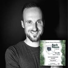 Stream Kai Meyer music