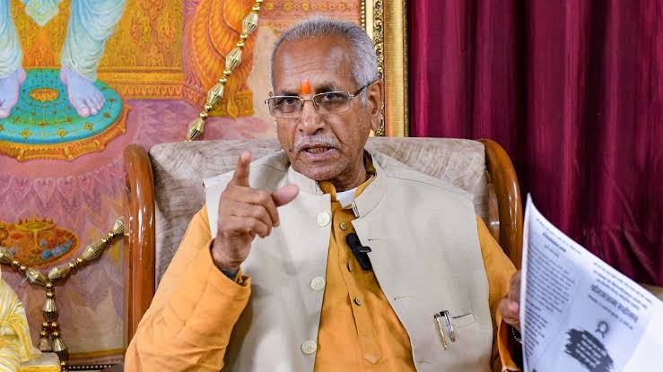 राम मंदिर चढ़ावा विवाद में नया मोड़: 6 साल की चुप्पी पर सवाल, 4 दिन में 14 इंटरव्यू से क्यों नाराज हुए चंपत राय?