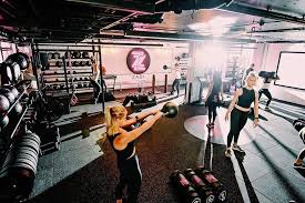 Allyw Trains On Neoflex Premium Gym Tiles At Zadi Training In Sydney Australia Pink Neon Lights Floor Workouts Hiit