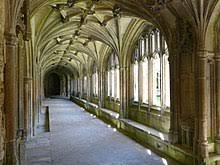 Maybe you would like to learn more about one of these? Les Animaux Fantastiques Les Crimes De Grindelwald Wikipedia