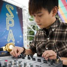 DJ AJ 黃哲