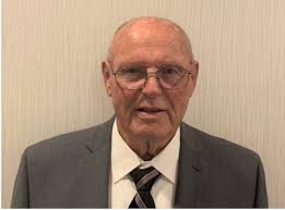 Ruan honors veteran driver with more than 5 million miles