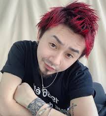 男生愛美愛漂亮！從頭髮開始！善用造型品讓自己變的更有型更好看！這就是布乳絲第52集我用自己來說明！愛美不是女生的專利，男生也可以！讓我們用正確的觀念一起變的比原本更好看吧😊