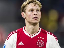 Frenkie de jong ajax barcelona holland netherlands signature move, skills skill dribbling dribbles top best movement analysis. Frenkie De Jong Prefers Barcelona Still Above Psg