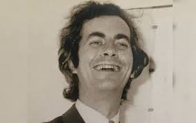 Conheça a história do lorde que deixou castelo na Europa para viajar o  mundo e se mudou para Goiás