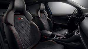 The škoda kodiaq is characterised by its perfect interplay of graceful lines, dynamic curves and family friendly interior. Skoda Kodiaq Rs Reveals Sporty Interior In New Teaser
