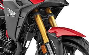 In terms of styling, the cb200x takes inspiration from its larger sibling, the cb500x. Stevvhlxx Iyvm