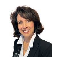 Tracy Wiesner's Instagram, Twitter & Facebook