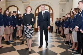 Colegiul național „sfântul sava, o tradiție de secole, un viitor pe măsură: Vizita Custodelui Coroanei La Colegiul NaÈ›ional Sfantul Sava Familia RegalÄƒ A Romaniei Royal Family Of Romania