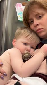 Applying makeup like a Boss so I can tackle my day! Also, @karli.walker  gave me my sassy hair back and I'm feeling ALIVE. Treat yourself right  ladies, mamas, you deserve a little