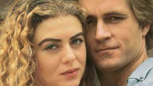 Se estreno el 30 de noviembre de 1994 en sustitución de la potra zaina, y finalizó el 24 de julio de 1995 siendo reemplazado por eternamente manuela. Las Claves Del Exito De Cafe Con Aroma De Mujer Mew Magazine