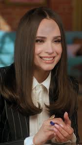 sofia carson looks back