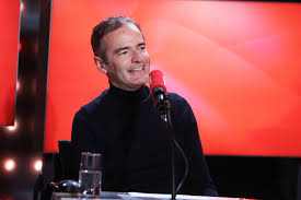 Personnages célèbres, parcours glorieux, batailles épiques, instants décisifs de. Video Les Grosses Tetes Franck Ferrand Raconte L Histoire Du Cheval De Troie