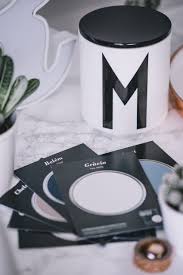 Viele kennen nicht einmal den unterschied zwischen den verschiedenen pfeffersorten oder wissen gar nicht, dass es sich überhaupt nicht um wirklichen, bzw. Die Perfekte Weisse Wandfarbe Ist Ein Gefuhl Tipps Zum Streichen Rosegold Marble