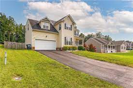 There are typically around 300 lake homes for sale on jordan lake, and 190 lots and land listings available. Lake Jordan Phase 1 Petersburg Va Homes For Sale Petersburg Virginia Real Estate Listings