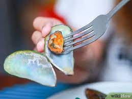 How To Eat Mussels 9 Steps With Pictures Wikihow