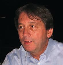 Ulme of the Alentejo (B&W) (Noodles Tales): Layne, Steven, Dunton, Taryn,  Flanders, Neil TS: 9780996934916: Amazon.com: Books