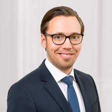 Thomas Schwarze > Vossius & Partner > Germany