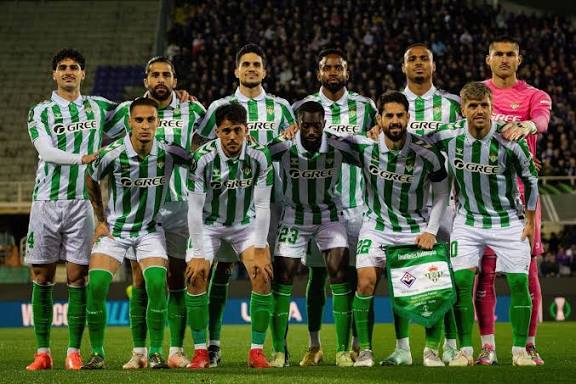 El Betis pagó más de 2,5 millones de euros en primas la pasada temporada