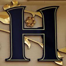 صور حرف H رومانسية 2019 اجمل بطاقات خلفيات رمزيات واتس آب حرف H مزخرف بالنار فى قلب رومانسى 2020 للفيس بوك Lettering Blue Background Images H Monogram