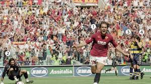 Gabriel batistuta bricht den bann und bringt die albiceleste im ersten gruppenspiel der wm 1998 gegen japan mit 1:0 in führung. Schnappschuss Batistuta Beendet Langes Warten Der Roma Uefa Europa League Uefa Com
