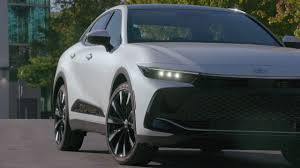 Image result for Oxygen White 2023 Crown