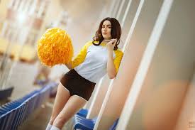 En outre, elle est le leader du groupe veronica et les pussycats et un membre des rivers vixens. Lina Aster Photography Veronica Lodge