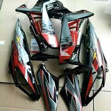 Modifikasi motor supra x125r warna hitam putih. Cover Body Komplit Dan Sayap Komplit Kiri Kanan Honda Supra X 125 R New Lazada Indonesia