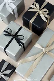 From small to large present boxes and everything in between, you'll discover the perfect option for your. Modern Gifting Made Simple Luxury Gift Design Studio Creating Curated Gift Boxes Customized For Your Brand Elegant Gift Wrapping Client Gifts Corporate Gifts