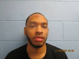 Centralia man faces six felony charges after leading Centralia Police