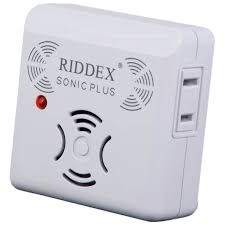 The best rated ultrasonic pest repeller: Riddex Sonic Plus S 3