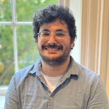 Kerwin Holmes's Instagram, Twitter & Facebook