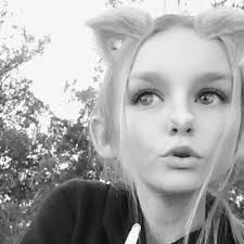 Crystal Davey (@CrystalDavey3)