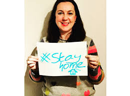 Um mit sich selbst im reinen sein zu können tut jeder gut daran, diese beziehung wieder zu stärken. 18 Wege Sich Selbst Und Sein Zuhause In Einer Krise Zu Lieben Grace Holmes