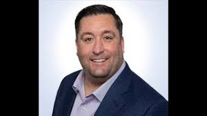 Keith Larkin, Managing Director, Principal At A $4.6B Money Management Firm  Shares Timeless Advice