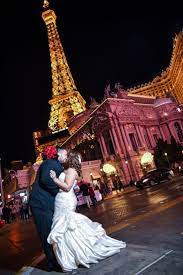 Pin On Las Vegas Strip Wedding Photo Shoots