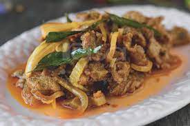 Makan siang dijamin jadi lebih istimewa kalau resep sop daging goreng menu utamanya. Resipi Daging Goreng Berempah Kering Simple Mudah Tak Liat