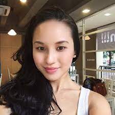 Fue mejor conocida por interpretar a lily en la película de acción de malasia del 2018, paskal (2018), que. Inilah Biodata Penuh Jasmine Suraya Chin Susulan Viral Video Tersasul Picisan Hakim Ramli