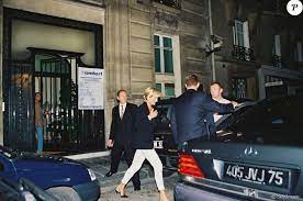 3 424 Curtidas 110 Comentarios Diana My Princess 2 Diana My Princess2 No Instagram At 00 23 Princess Diana And Dodi Princess Diana Death Diana Death
