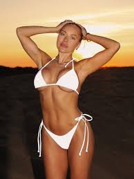 Erna Husko - Free pics, galleries & more at Babepedia