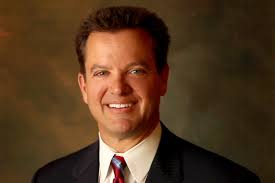 NAR Presents Realtor® Mike McGrew With Distinguished Service Award