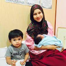 Terbaru norman bersama isteri, memey suhaiza telah membuat kejutan buat abby sempena ulangtahun perkahwinan bekas isterinya. Norman Hakim Kongsi Gambar Anak Kedua