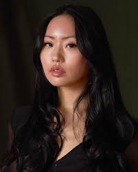 Lily Tran's Instagram, Twitter & Facebook