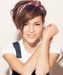 Katie Grove's Instagram, Twitter & Facebook