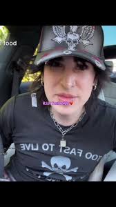 Does anyone know what car he got?? #fyp #foryoupage #actives #getmefamous  #jakewebber #newcar @Jake Webber