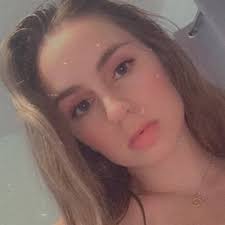 Nicole Jaycox's Instagram, Twitter & Facebook