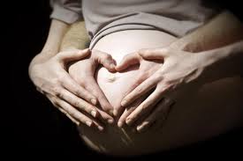 A las 22 semanas de embarazo, el bebé mide unos 27,8 centímetros desde la coronilla hasta las nalgas embarazada de 22 semanas. Semana 22 De Embarazo Comunicate Con Tu Bebe