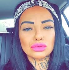 UK woman claims company sacked her for her tattoos