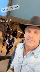 A great day to possibly crown a millionaire!🤠 @tetonridge #farmerwantsawife